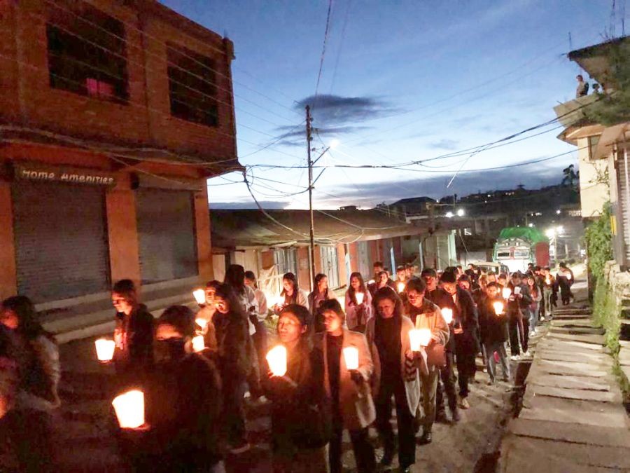 The Holy Family Parish Catholic Youth Association, Pfütsero along with the Catholic Community of Pfütsero Parish organised a Candlelight Procession from Traffic Point to Holy Family Church in solidarity with the suffering people in Manipur on Sunday evening.